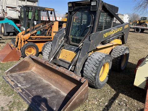 new holland lx985 skid steer specs|new holland lx985 problems.